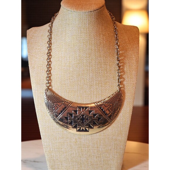 ALDO Silver Tone Tribal Aztec Statement Necklace Bold Geometric Bib Collar - Picture 1 of 5